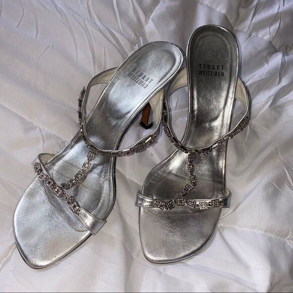 Stuart Weitzman Strappy Silver Chain Kitten Heels - Picture 6 of 6